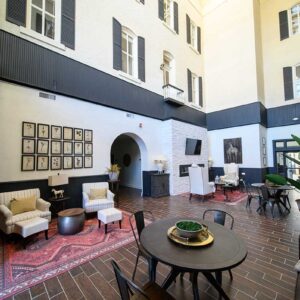 Baltimore-Interior-Exterior-140-1200